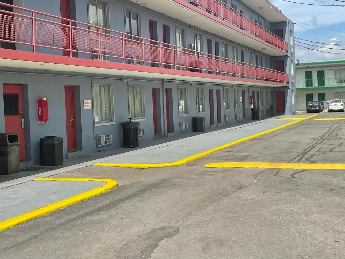 Motel Budgetel Inn And Suites - Louisville